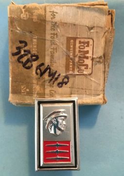 Badge Ornament Emblem Front Fender, Roof Side -NOS