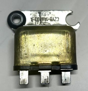 Relay, Convertible Rear Window Down