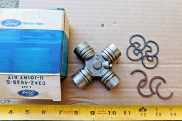 Universal Joint, Front-  NOS