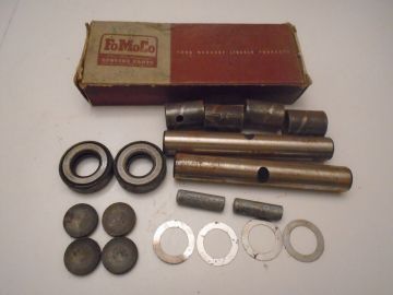 Bushing and Bolt Kit, Spindle - NOS