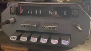 Radio with Town & Country, AM Only